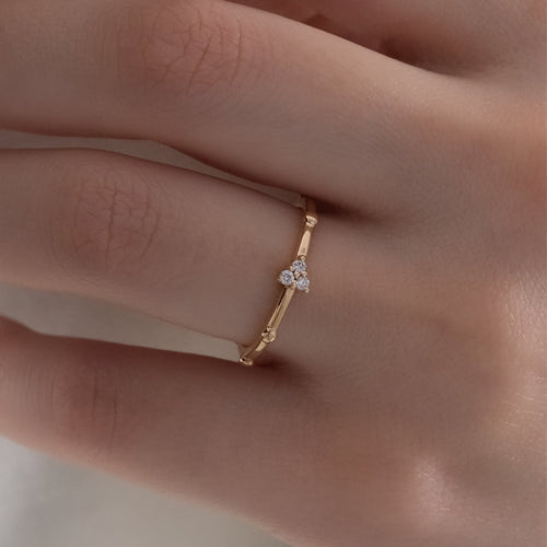 0.05 Karat Le Petite Minimal Yüzük