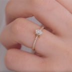 0.60 Karat Khaalesi Tektaş Pırlanta Yüzük