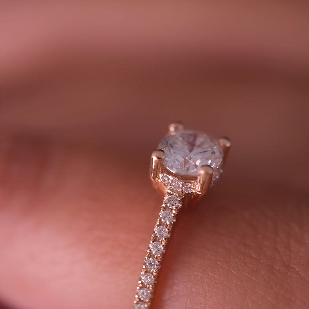 0.95 Karat Yuvarlak Vega Tektaş Pırlanta Yüzük